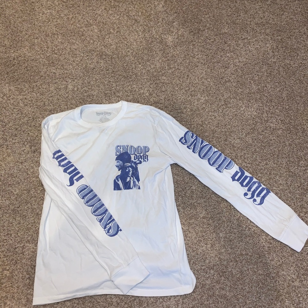 American Eagle Snoop Dogg shirt